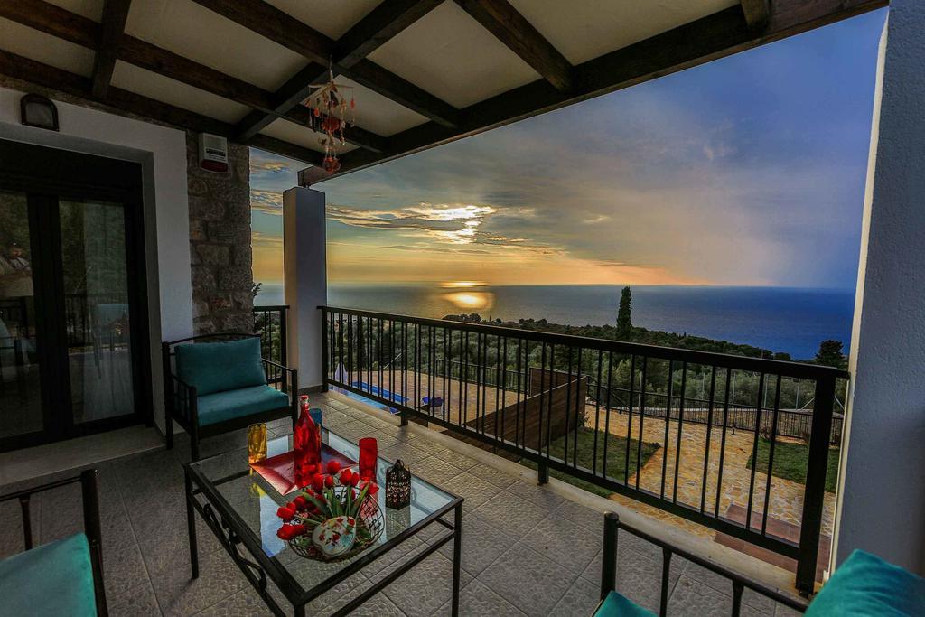 Villa Vera Áyios Nikítas الغرفة الصورة