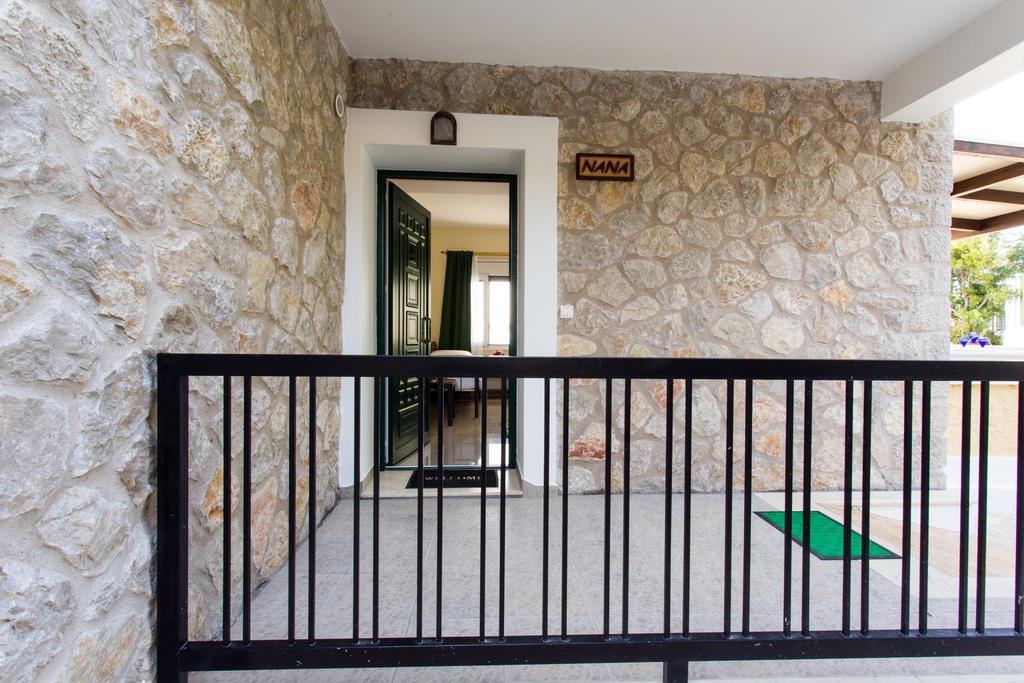 Villa Vera Áyios Nikítas المظهر الخارجي الصورة
